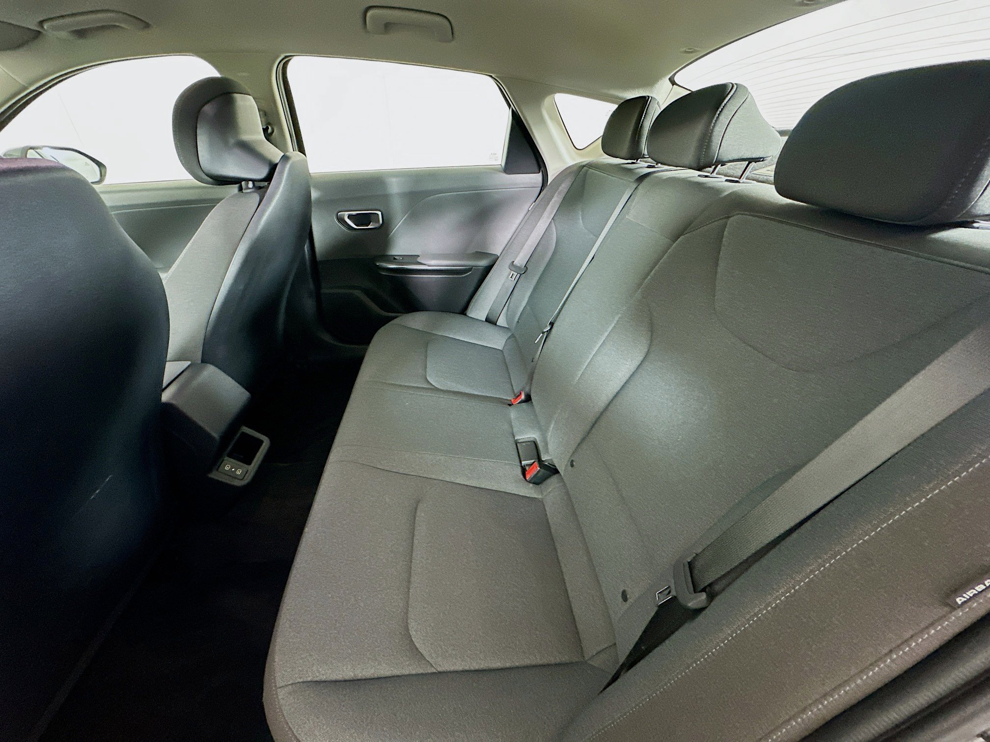 Used 2025 Kia K4 LXS image 26