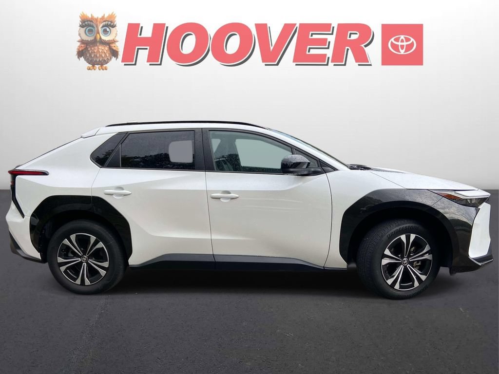 Used 2024 Toyota bZ4X AWD image 2