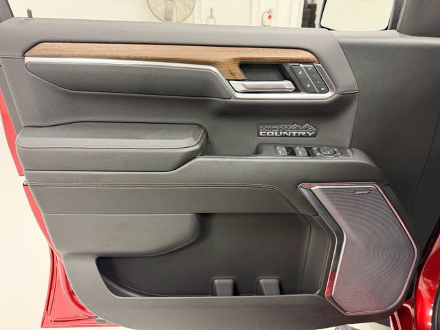 Certified 2023 Chevrolet Silverado 1500 High Country w/ Technology Package AWD/4WD image 18