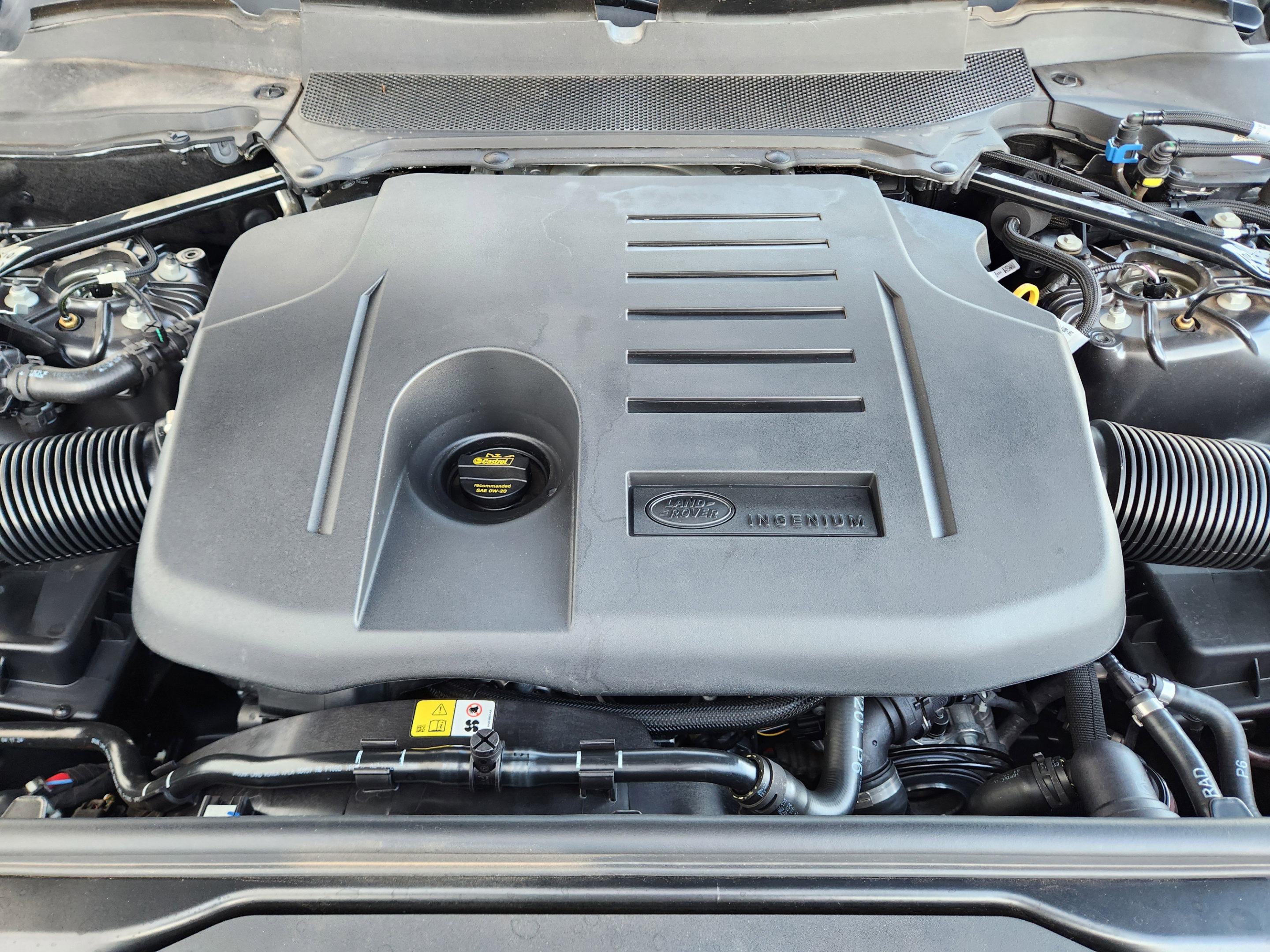 New 2025 Land Rover Discovery Dynamic SE AWD/4WD image 26