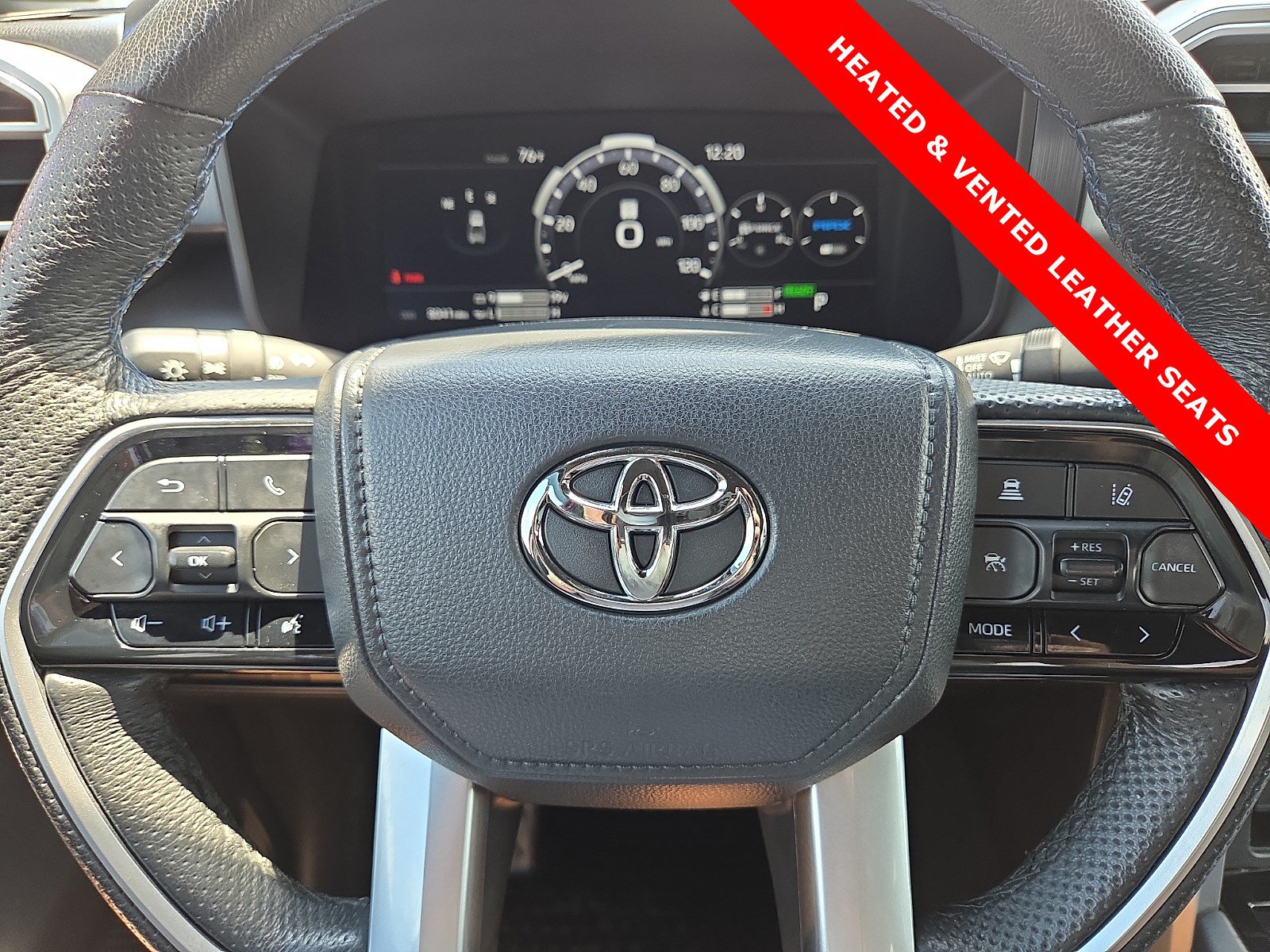 Used 2025 Toyota Tundra Platinum AWD/4WD image 24