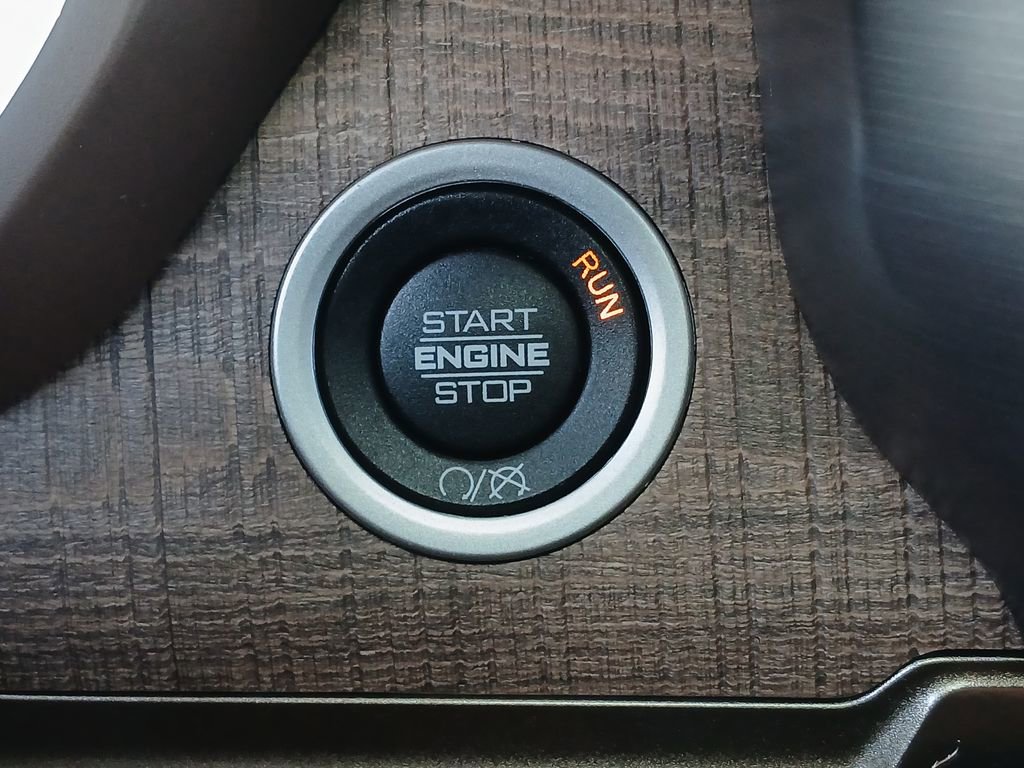 Used 2022 RAM 2500 Limited AWD/4WD image 17
