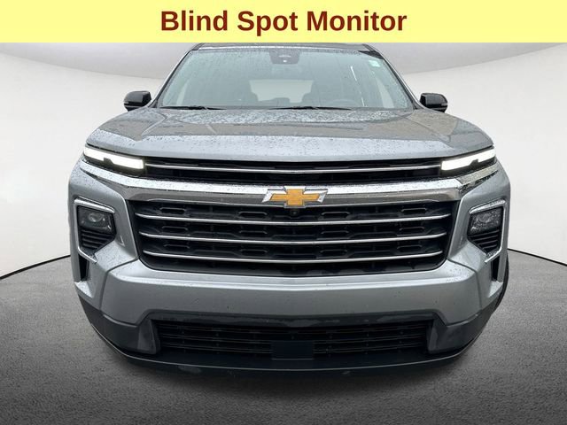 Used 2024 Chevrolet Traverse LT image 4