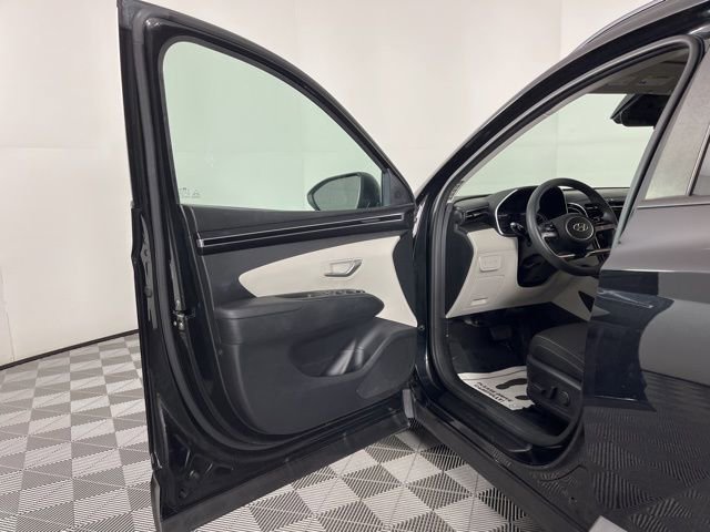 Used 2023 Hyundai Tucson SEL image 16