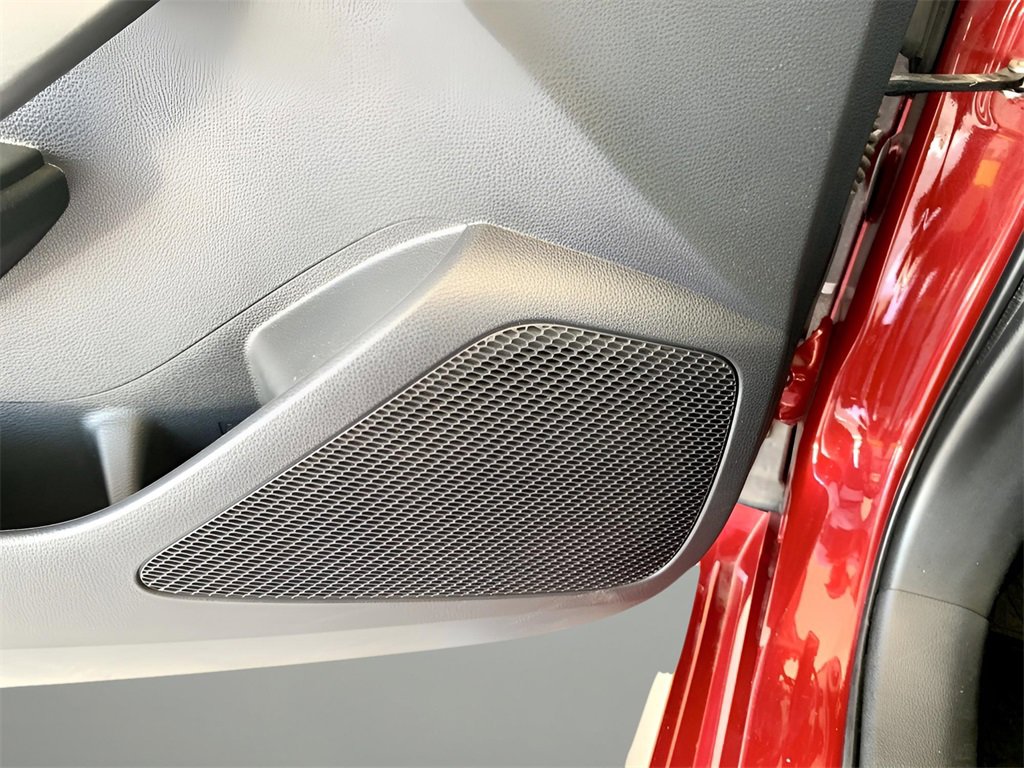 Used 2022 Toyota Corolla SE image 13