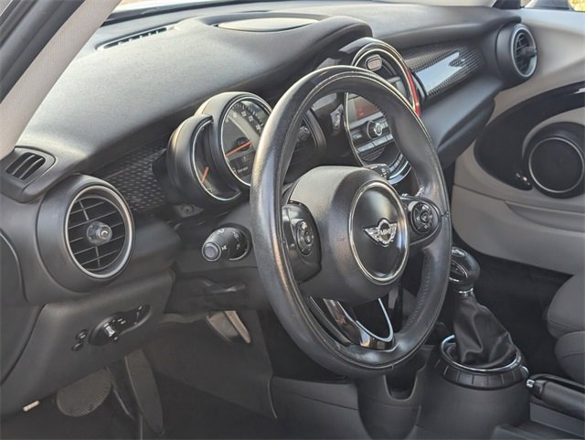 Used 2015 MINI Cooper S image 12