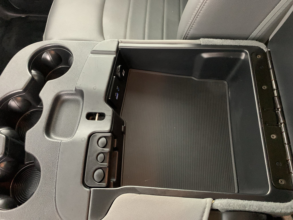 Used 2015 RAM 2500 Tradesman RWD image 26