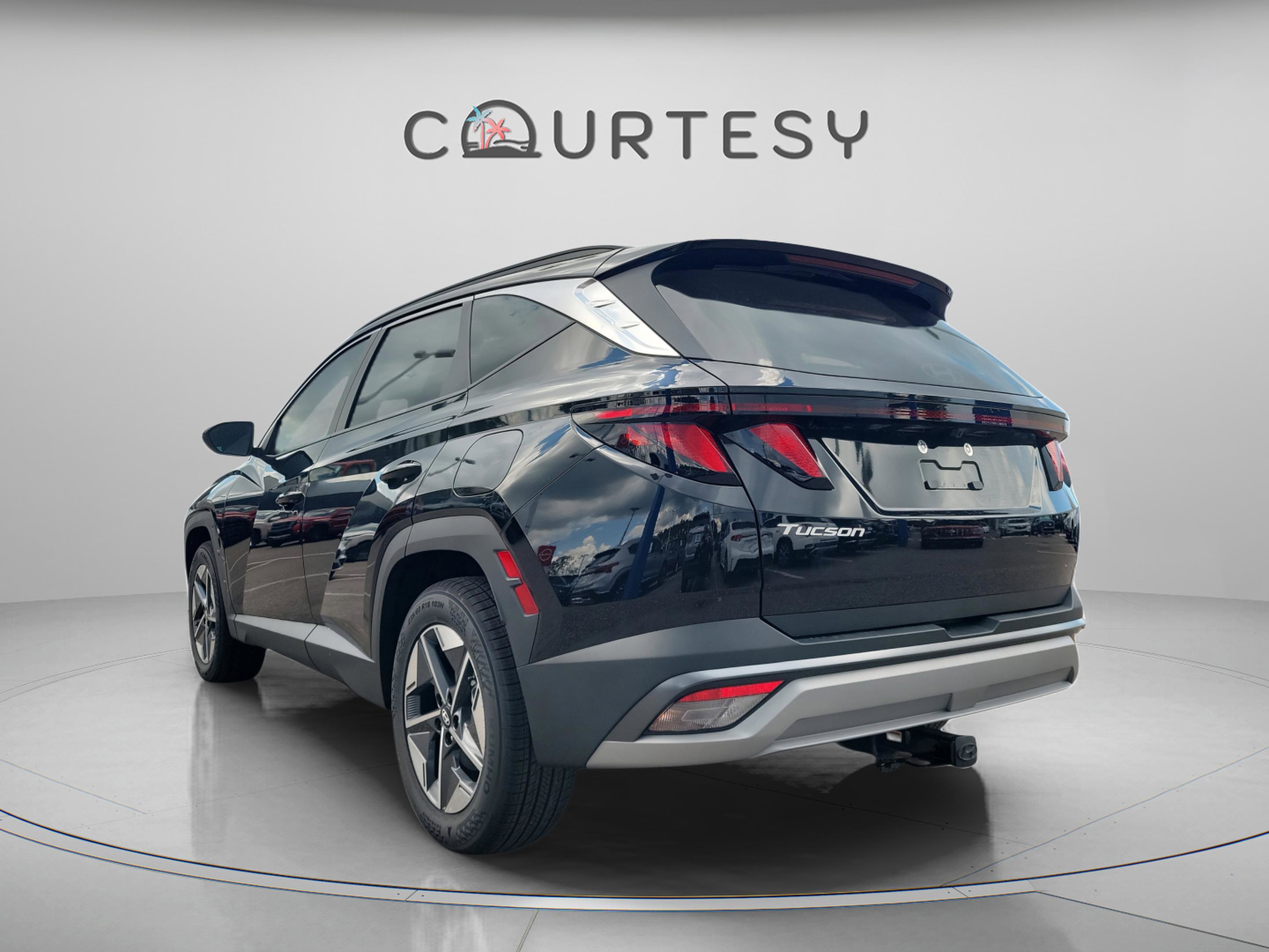 New 2026 Hyundai Tucson SEL image 3