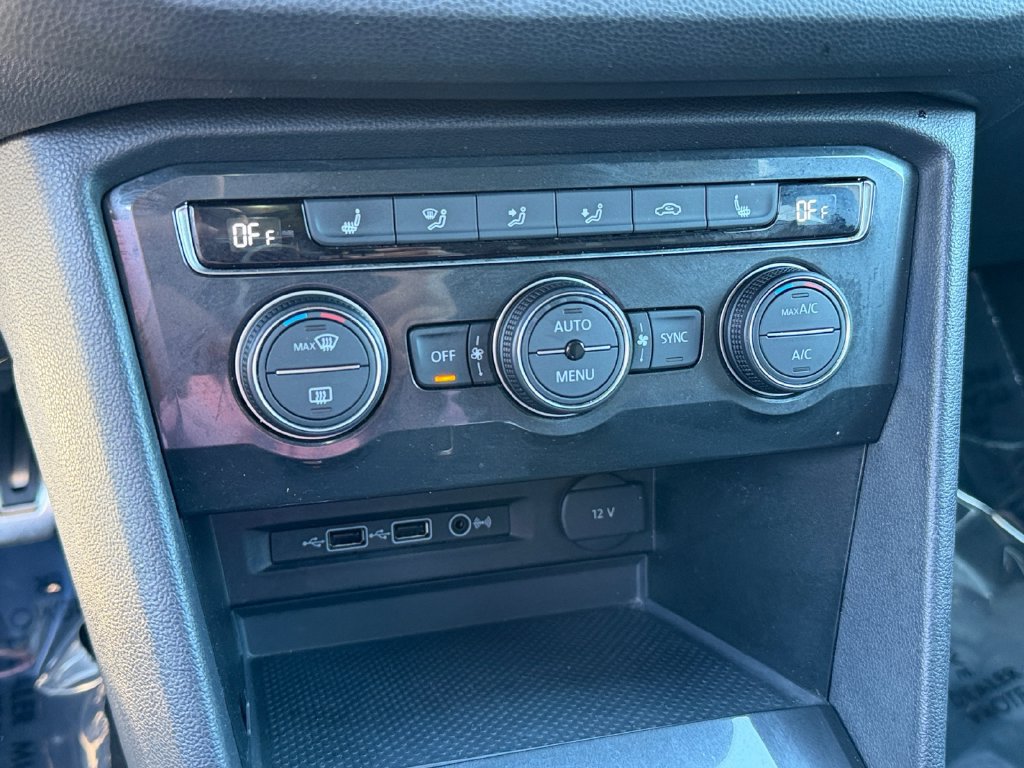 Used 2018 Volkswagen Tiguan SEL FWD image 23