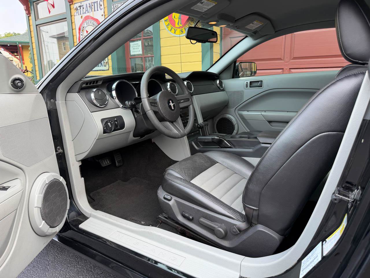 Used 2007 Ford Mustang GT RWD image 13