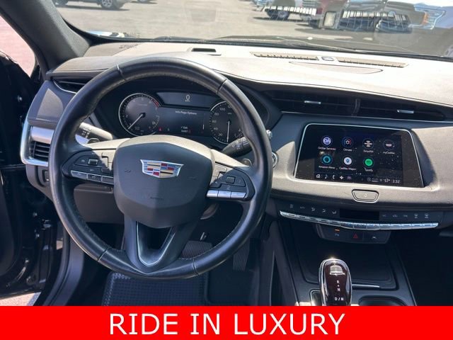 Used 2023 Cadillac XT4 Premium Luxury image 17