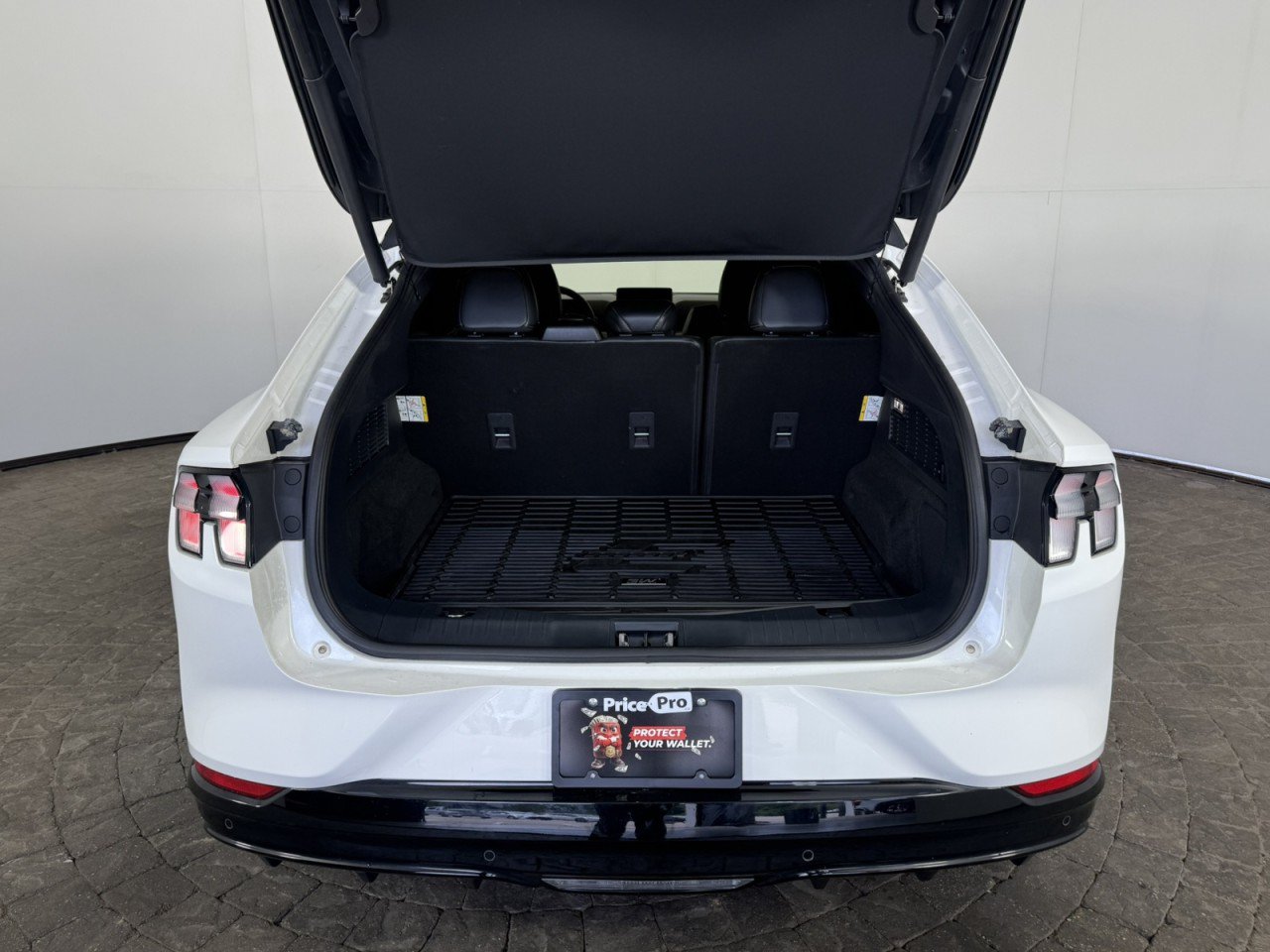 Certified 2023 Ford Mustang Mach-E GT AWD/4WD image 7