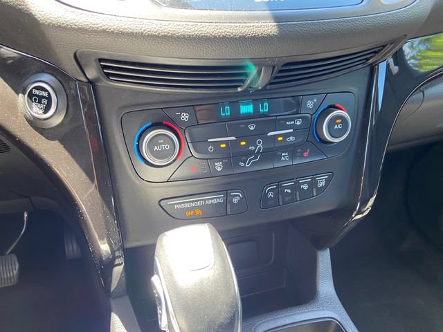 Used 2019 Ford Escape Titanium AWD/4WD image 22