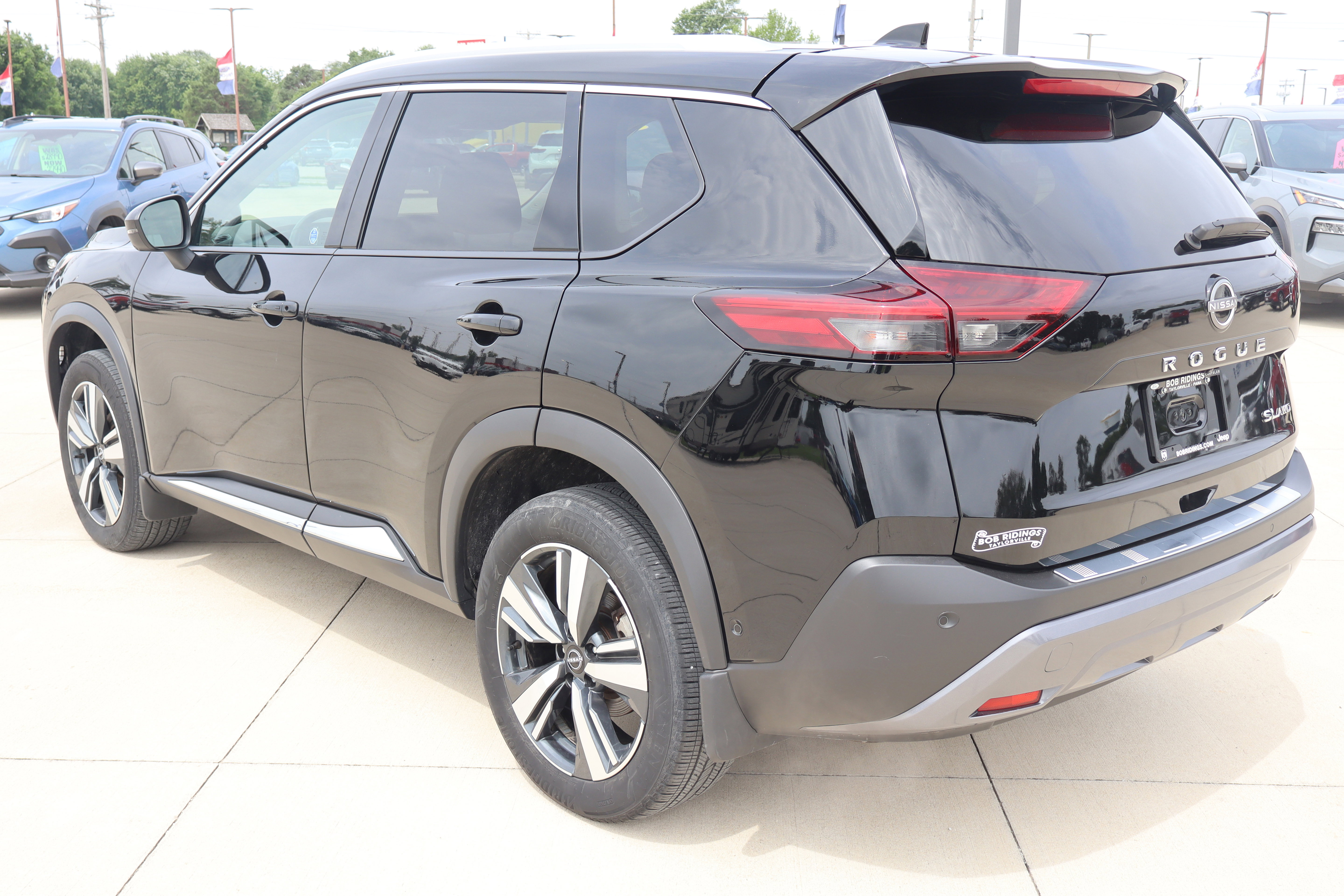 Used 2023 Nissan Rogue SL w/ SL Premium Package AWD/4WD image 7
