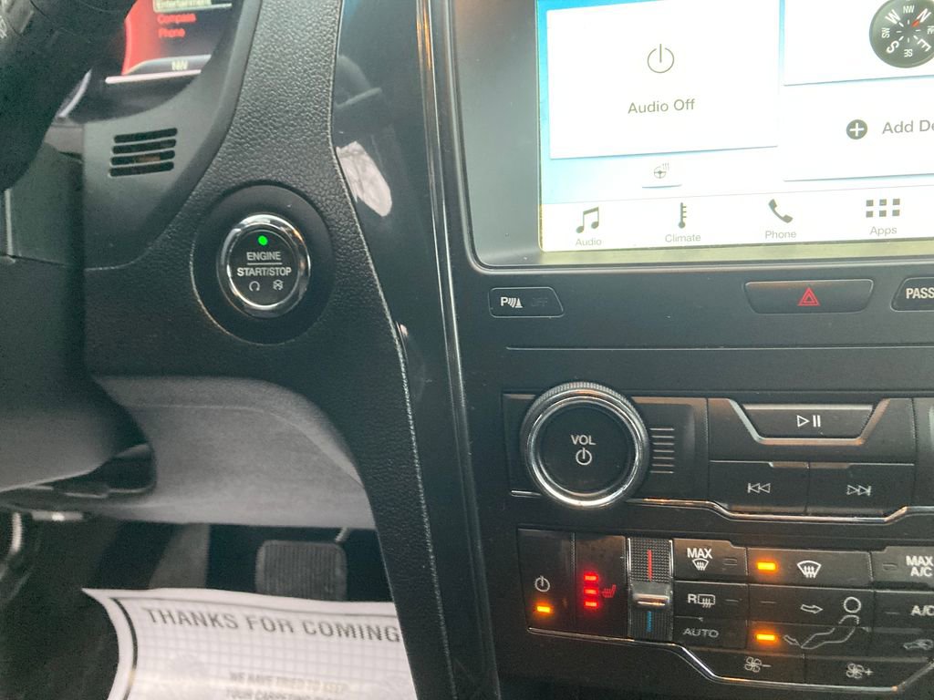 Used 2018 Ford Explorer XLT w/ Equipment Group 202A image 24