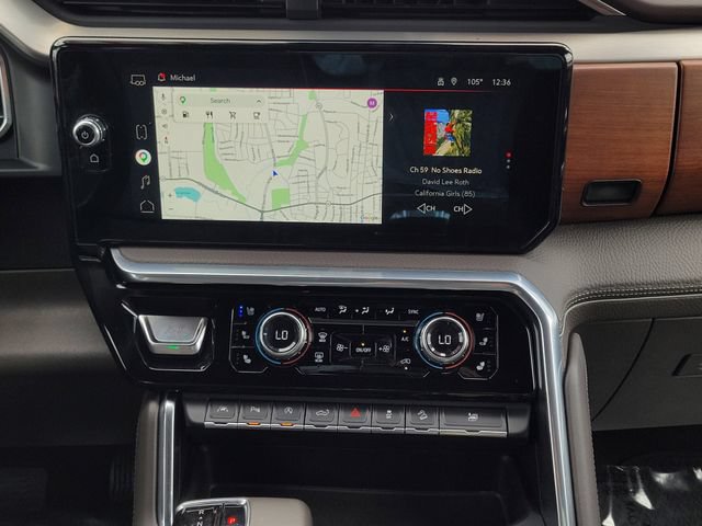 Used 2022 GMC Sierra 1500 Denali w/ Denali Reserve Package AWD/4WD image 16