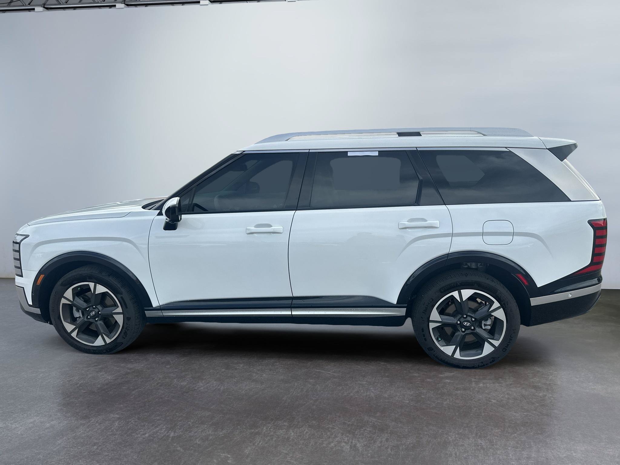 Used 2026 Hyundai Palisade Limited AWD/4WD image 8
