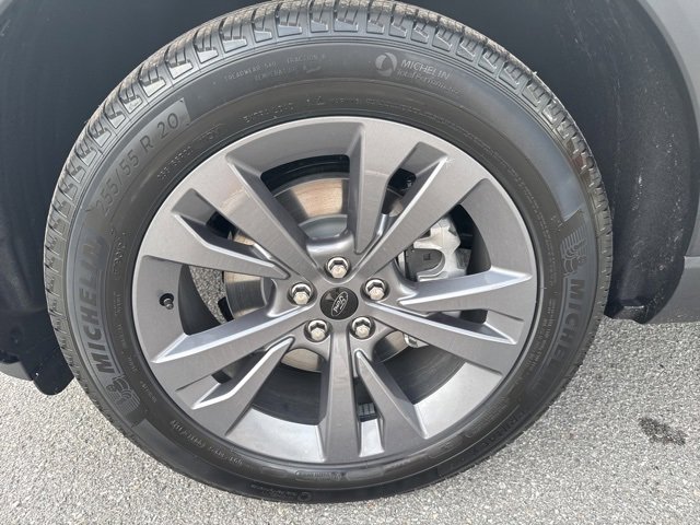 New 2025 Ford Explorer Active image 13