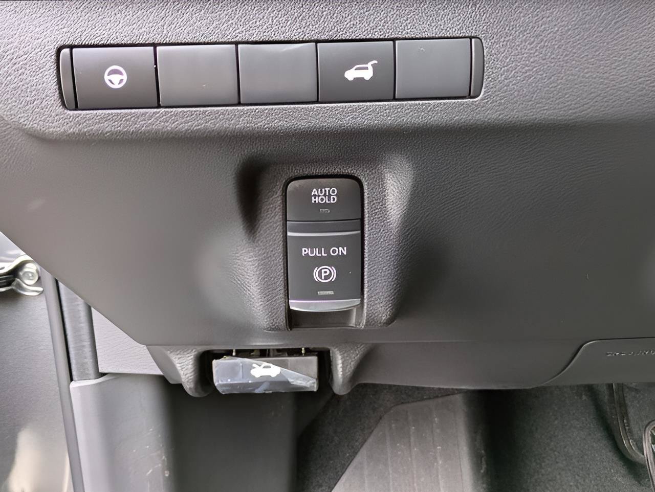 Used 2025 Nissan Murano SV AWD/4WD image 12
