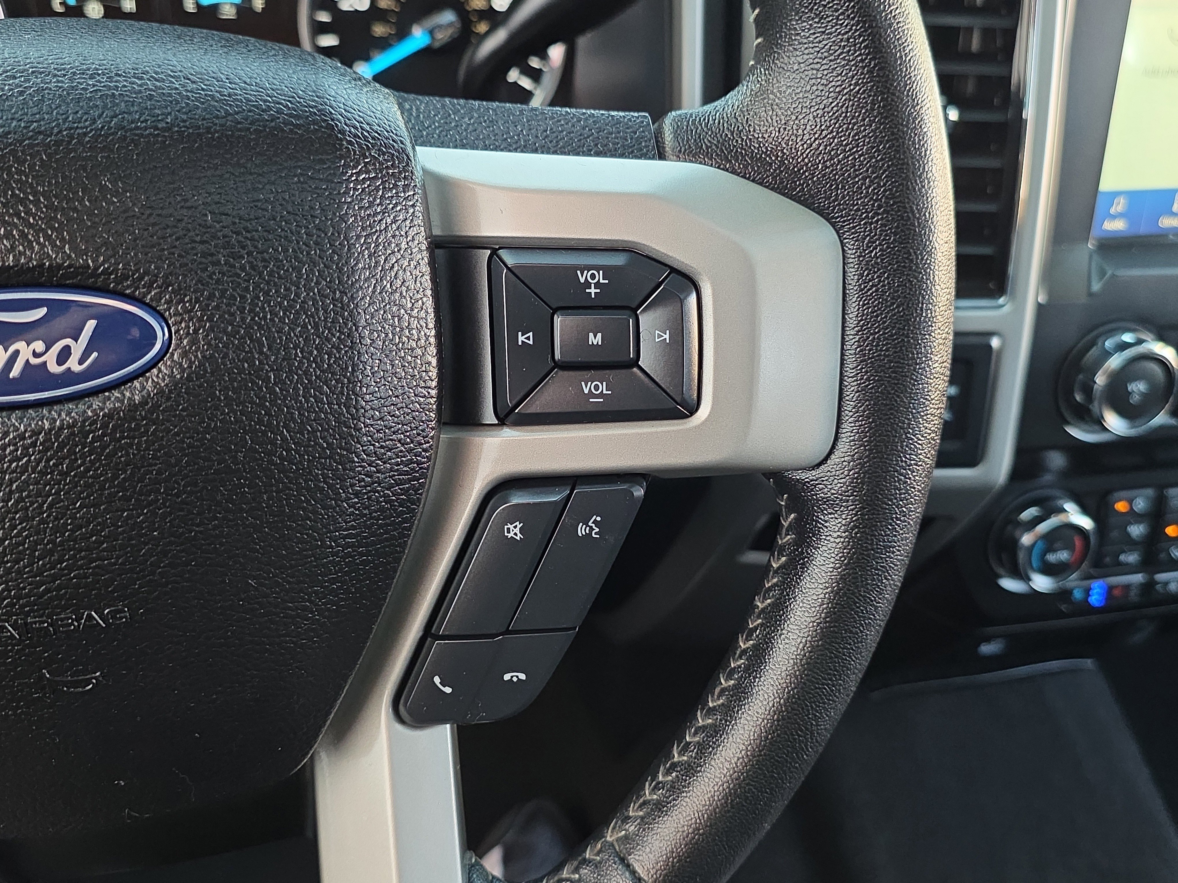 Used 2020 Ford F250 Lariat image 19