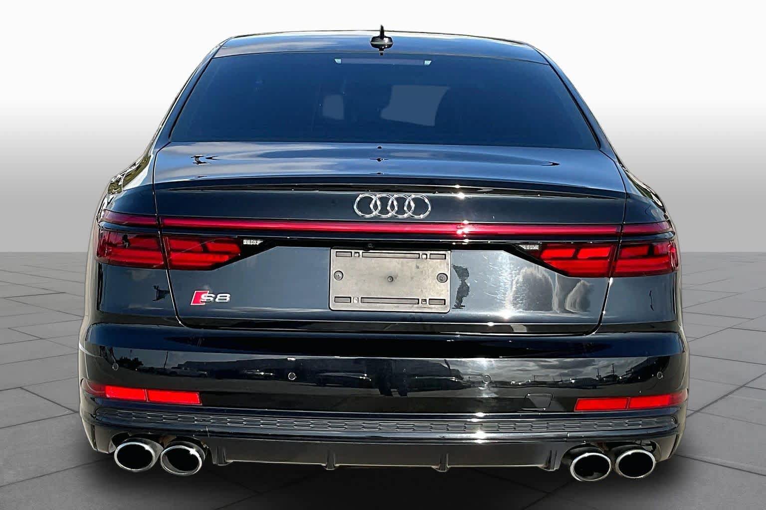 Used 2020 Audi S8 L w/ S8 Executive Package AWD/4WD image 5