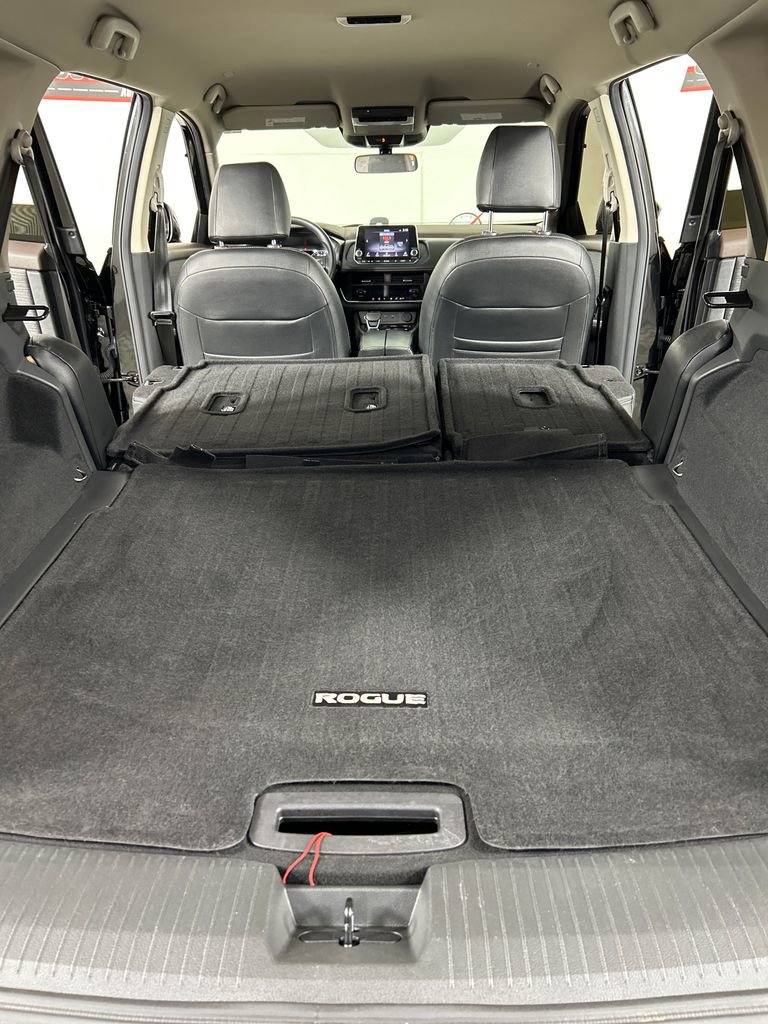 Used 2023 Nissan Rogue SV FWD image 20