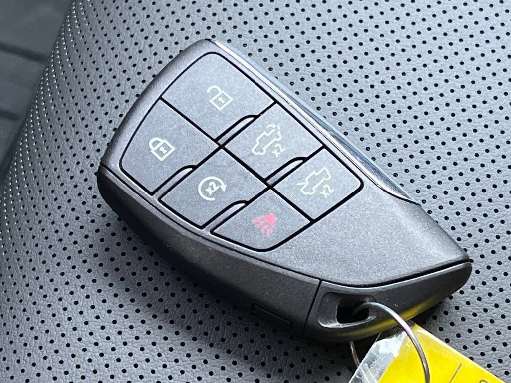 New 2025 GMC Hummer EV 2X AWD/4WD image 36