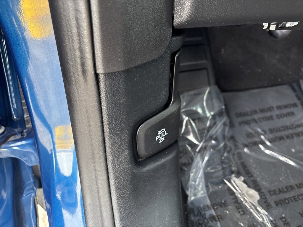 Used 2023 Ford Escape Active image 30