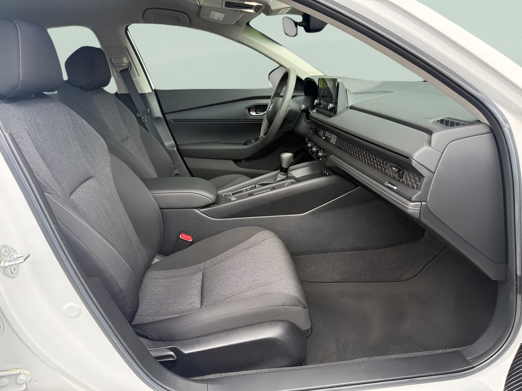 Certified 2023 Honda Accord LX image 13