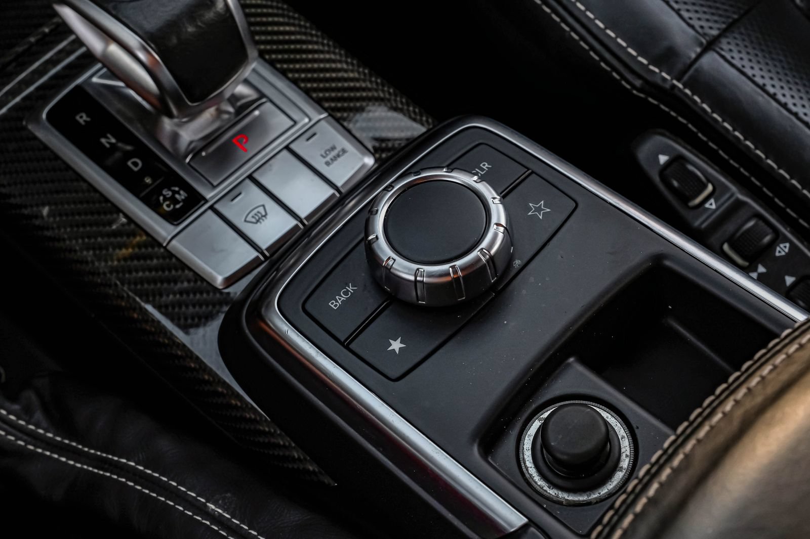 Used 2016 Mercedes-Benz G 63 AMG 4MATIC image 24