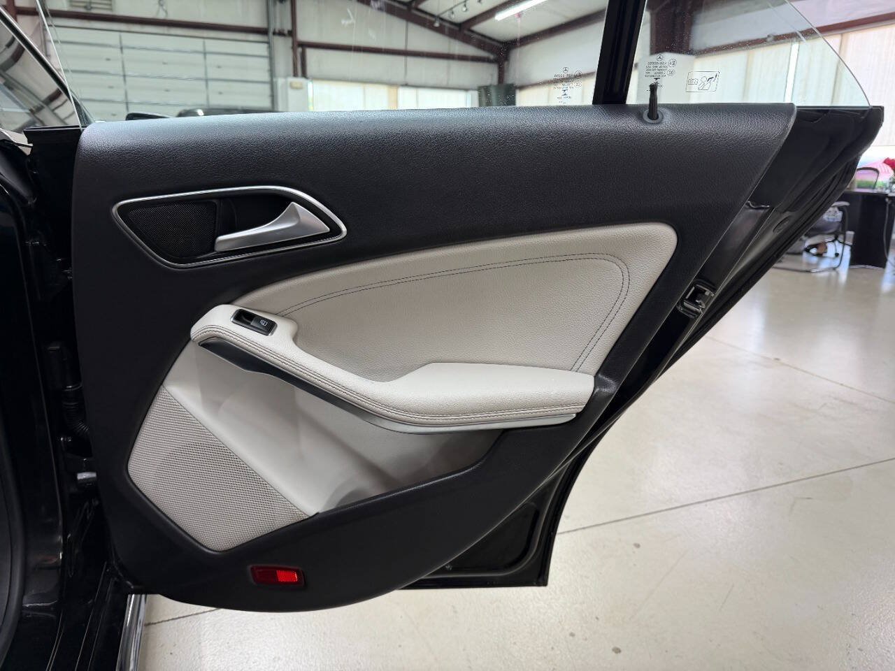 Used 2019 Mercedes-Benz CLA 250 4MATIC image 14
