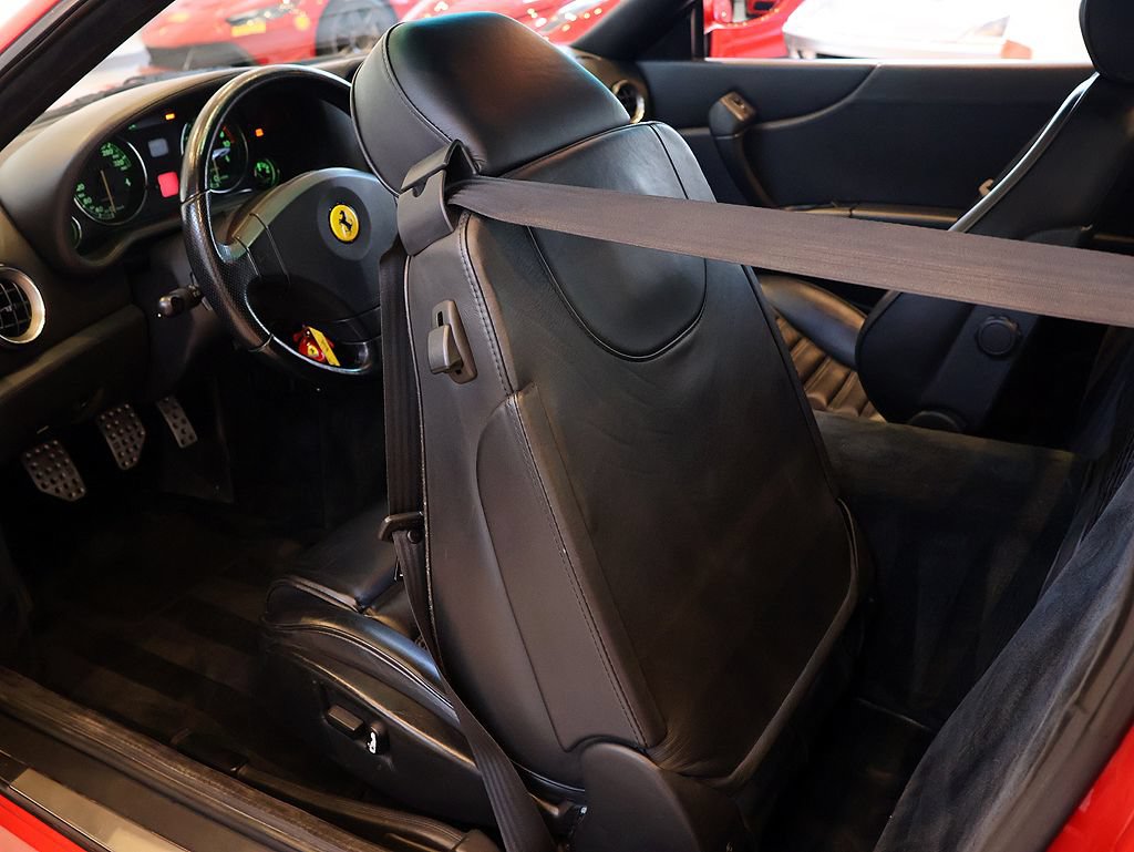 Used 1998 Ferrari 550 Maranello image 97