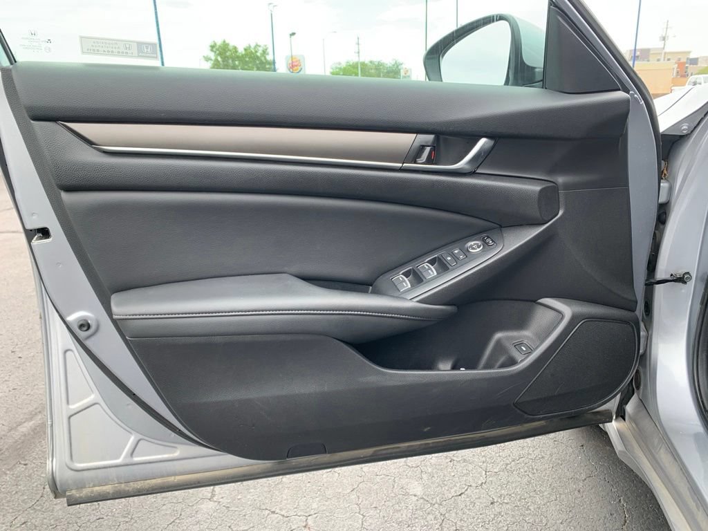 Used 2020 Honda Accord LX image 28