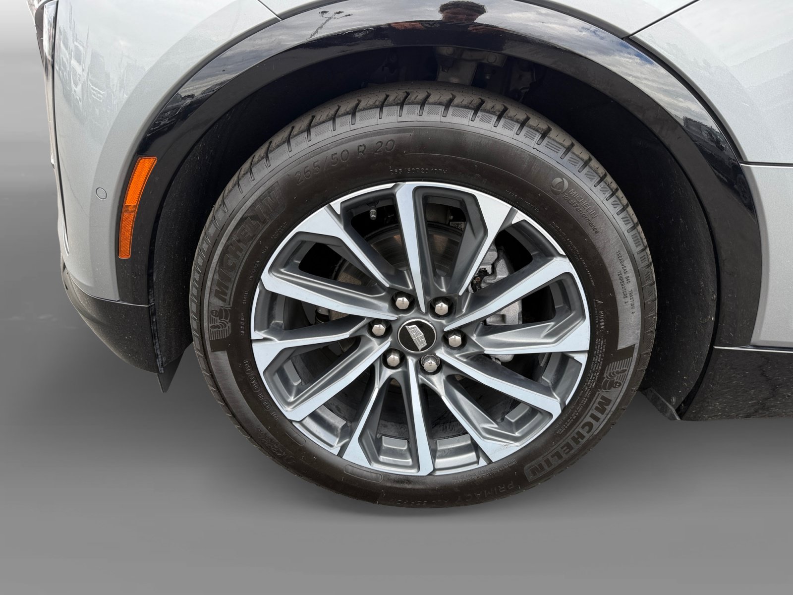 Used 2024 Cadillac Lyriq Sport AWD/4WD image 9