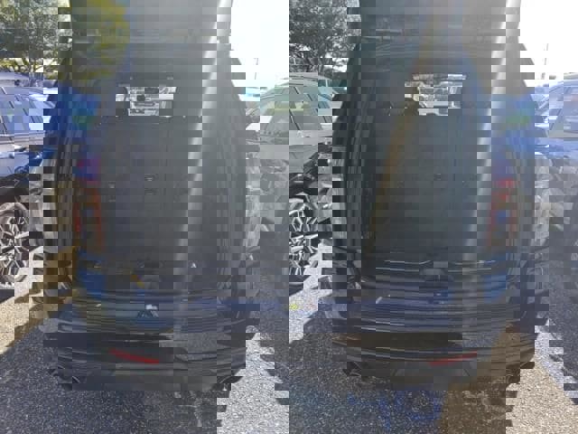 Used 2024 Chevrolet Tahoe RST w/ RST Performance Edition image 5