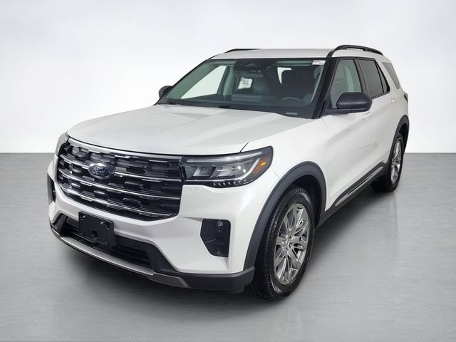 Used 2025 Ford Explorer Active w/ Active Comfort Package AWD/4WD image 7