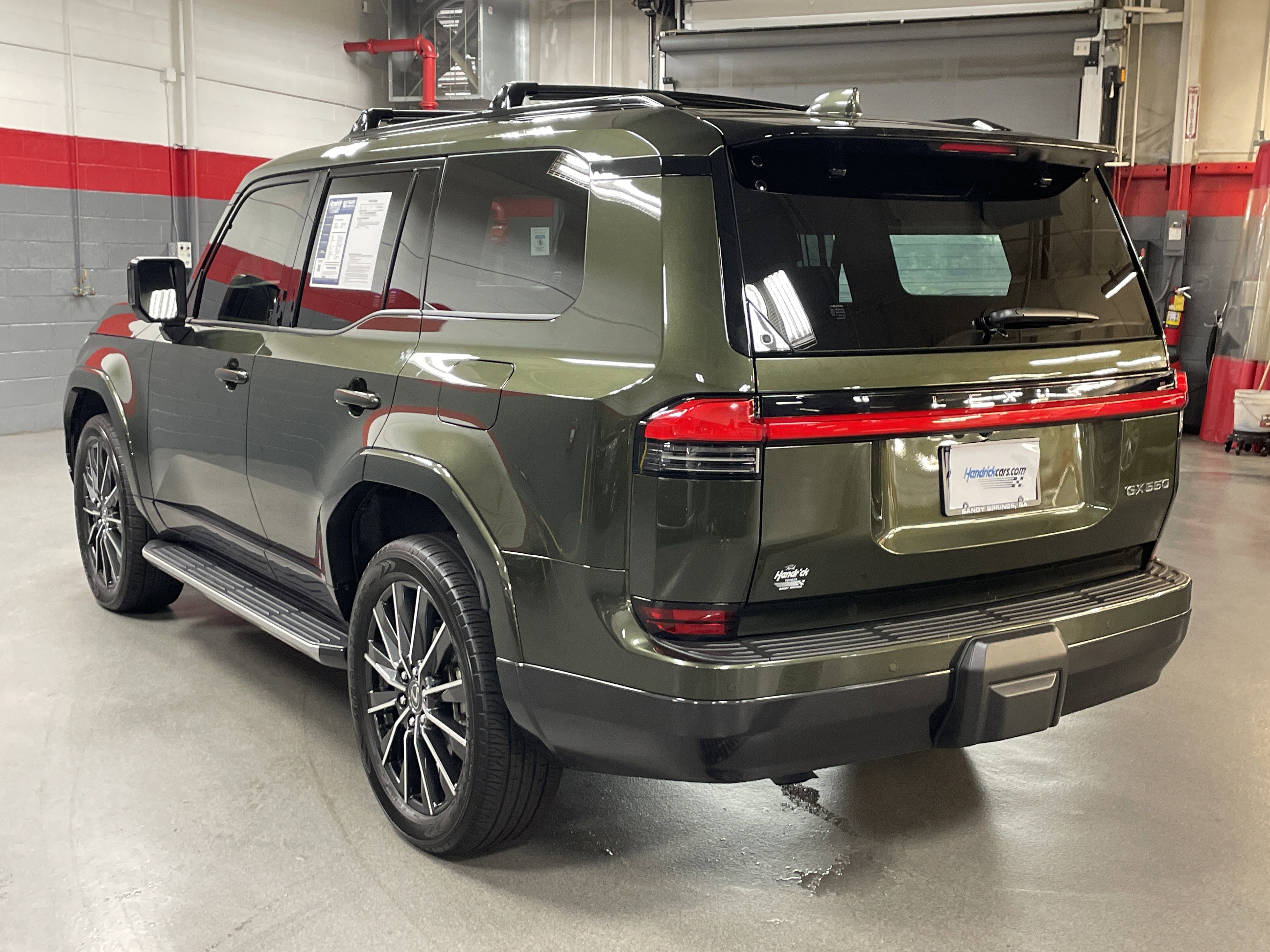 Used 2024 Lexus GX 550 w/ Cold Area Package AWD/4WD image 11