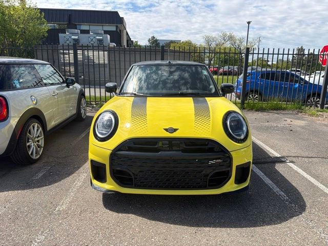 Used 2026 MINI Cooper S FWD image 2
