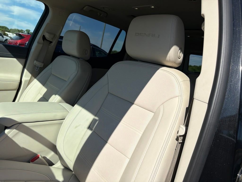 Used 2023 GMC Acadia Denali w/ Black Diamond Edition FWD image 20