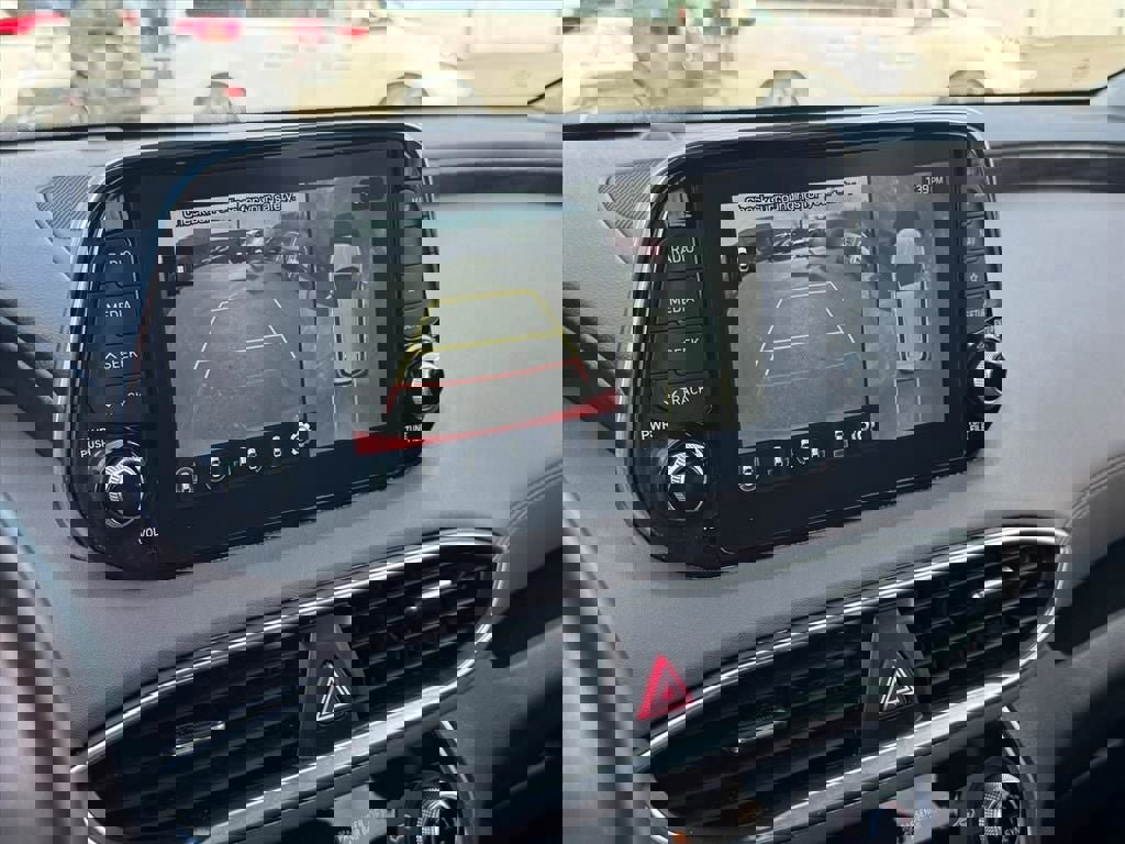 Used 2020 Hyundai Santa Fe Limited image 24