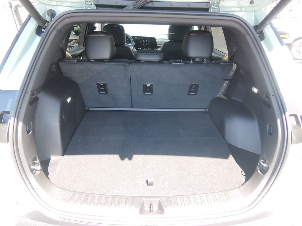 Used 2026 Chevrolet Equinox ACTIV w/ Safety and Technology Package AWD/4WD image 33