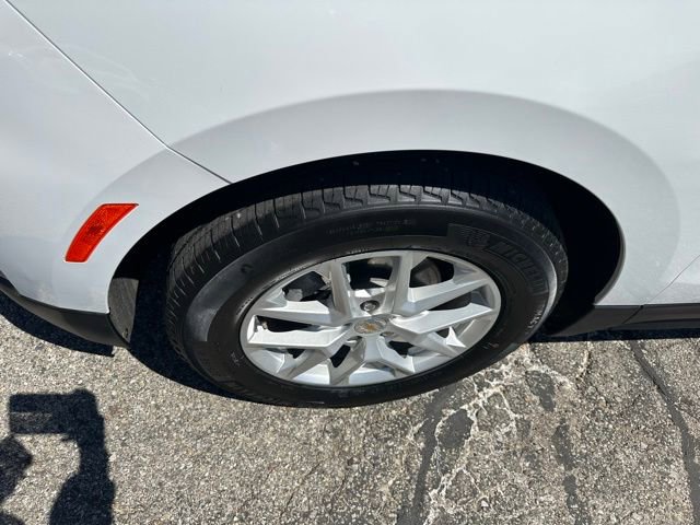 Used 2024 Chevrolet Equinox LT w/ LPO, Floor Liner Package FWD image 11