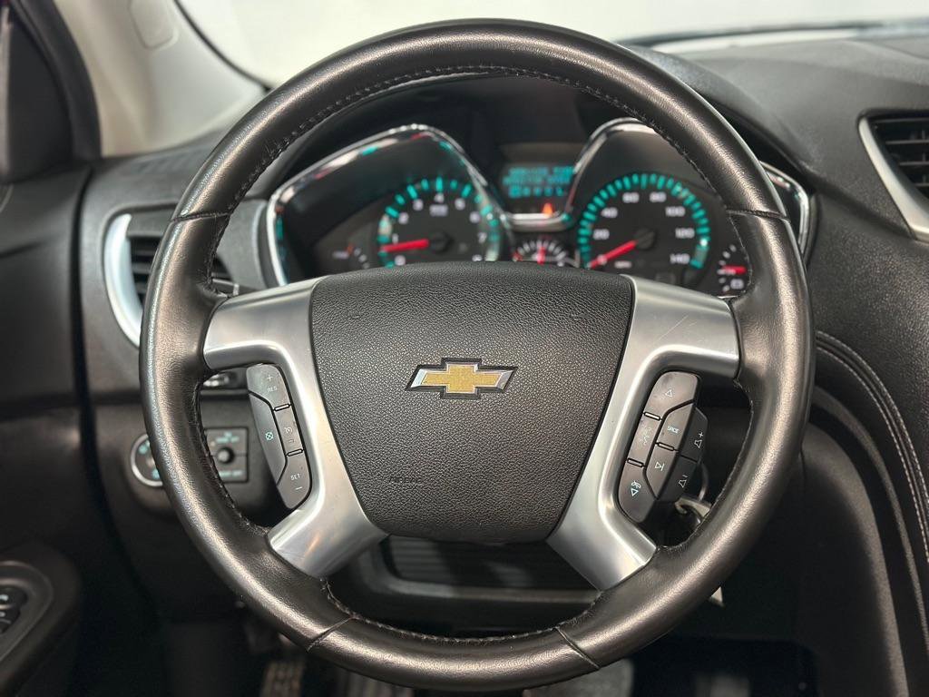 Used 2017 Chevrolet Traverse LT image 15