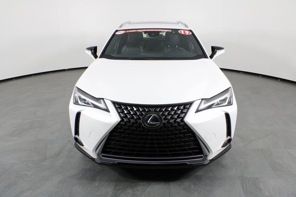 Used 2019 Lexus UX 200 image 11