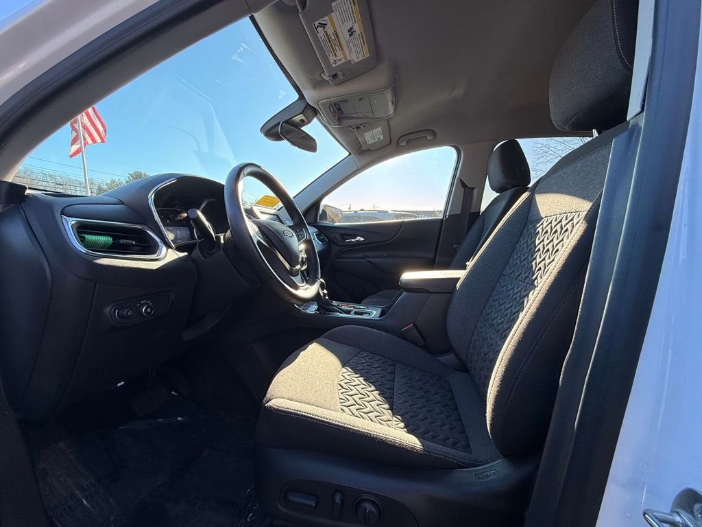 Used 2024 Chevrolet Equinox LT image 23