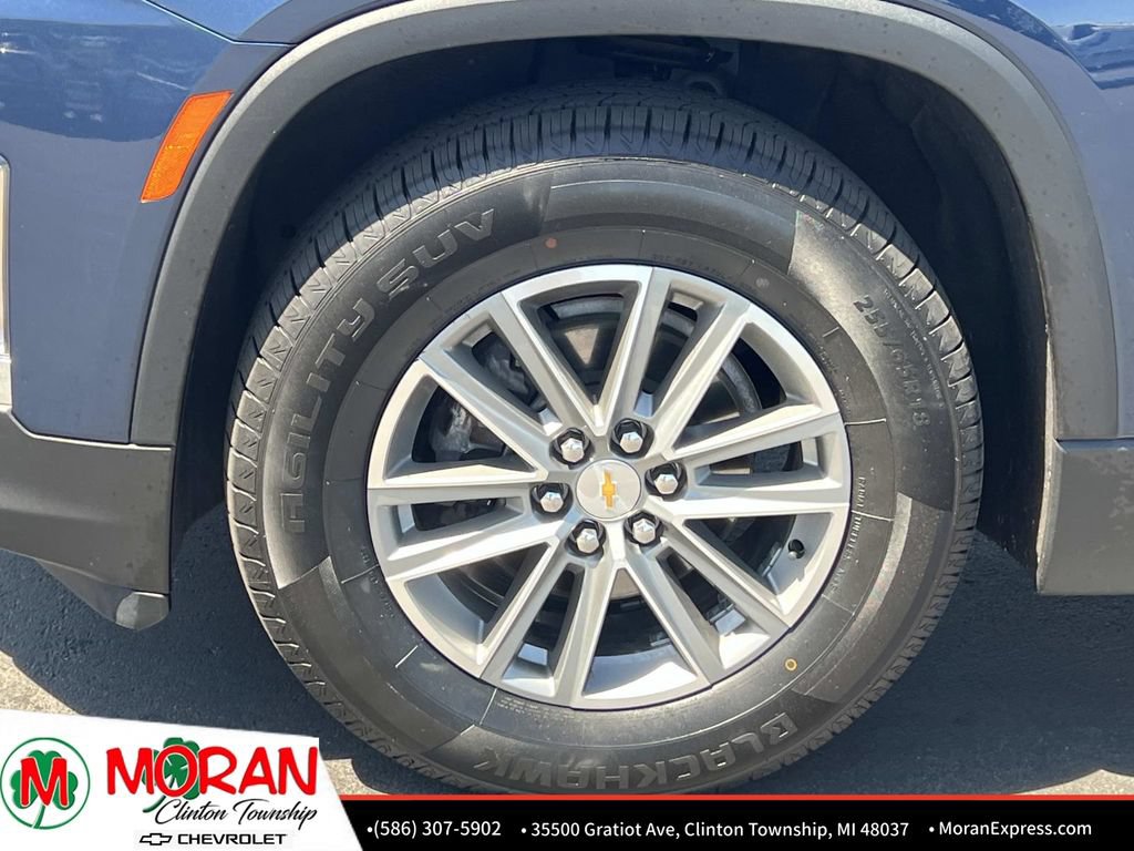 Certified 2023 Chevrolet Traverse LT FWD image 9