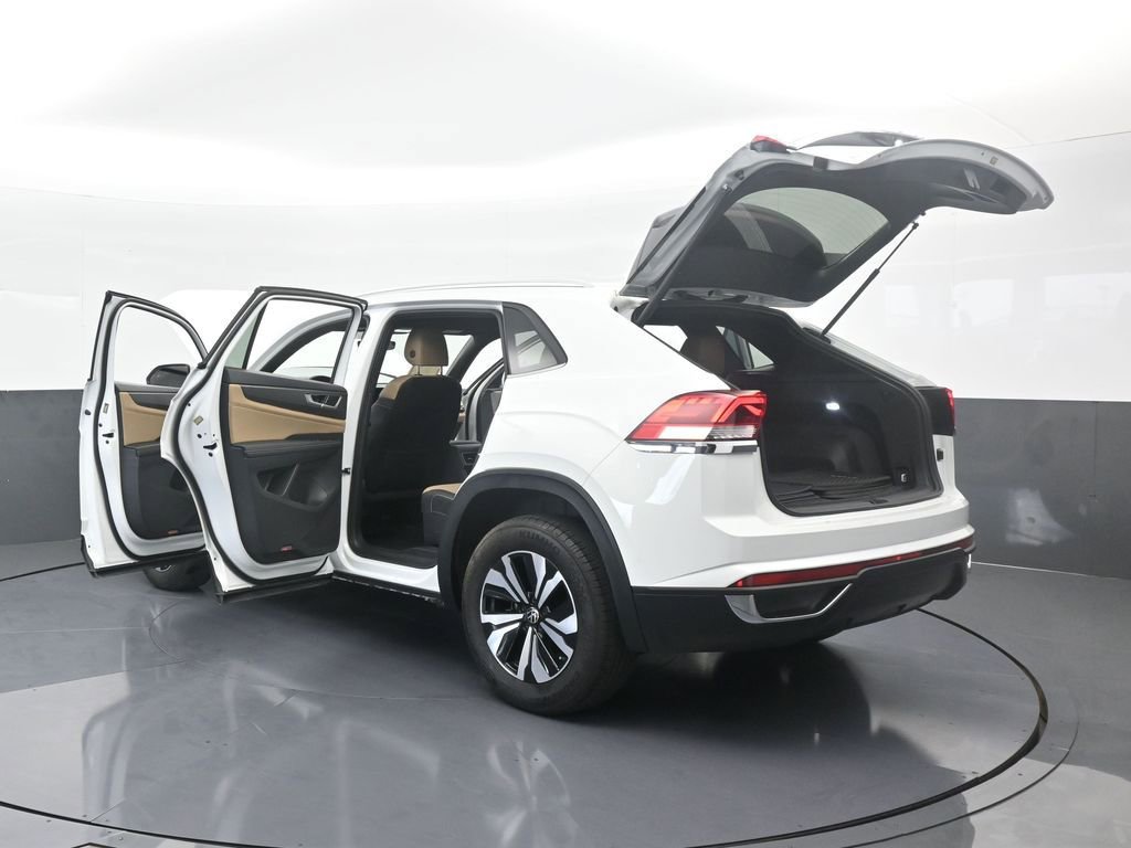 Used 2024 Volkswagen Atlas Cross Sport SE image 73