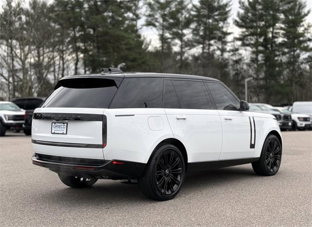 Used 2025 Land Rover Range Rover Long Wheelbase SE image 5