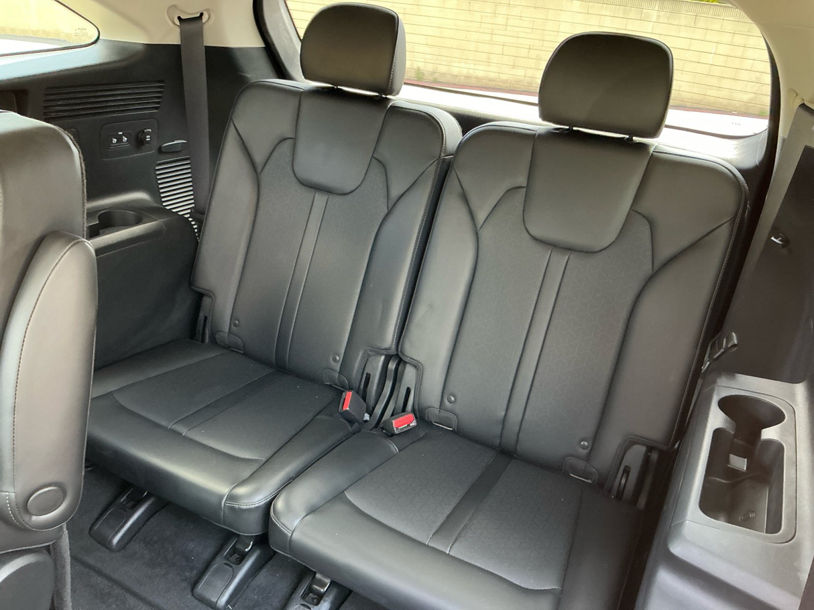 Used 2023 Kia Sorento EX FWD image 28