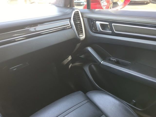 Used 2021 Porsche Cayenne GTS image 20
